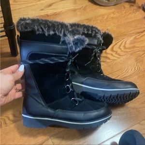 Universal thread boots sorel style